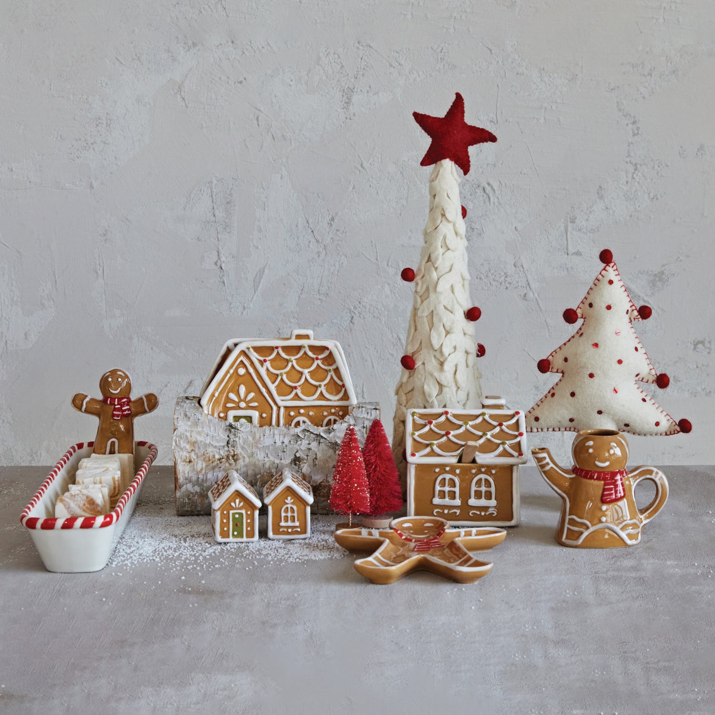 Gingerbread House Salt & Pepper Shakers